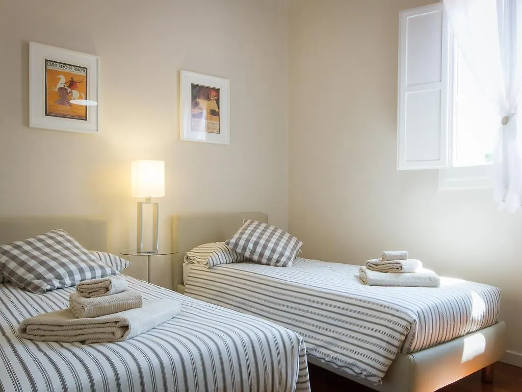 Apartments Florence - Pergola Duomo View Italy